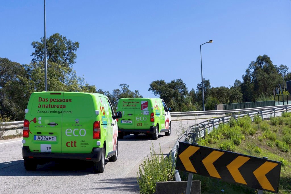 O grupo CTT vence pela segunda vez a categoria "Frota do Ano" no evento da Fleet Magazine patrocinado pela Verizon Connect